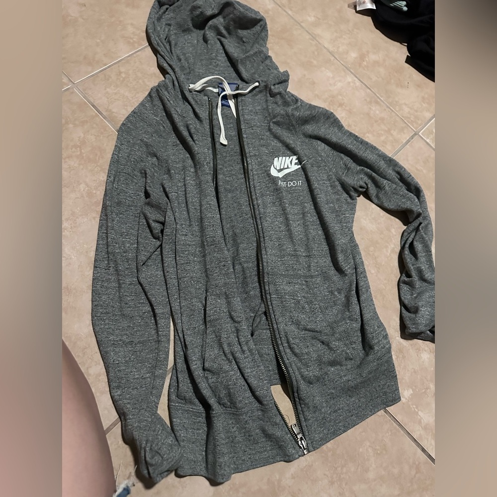 women’s zip up
